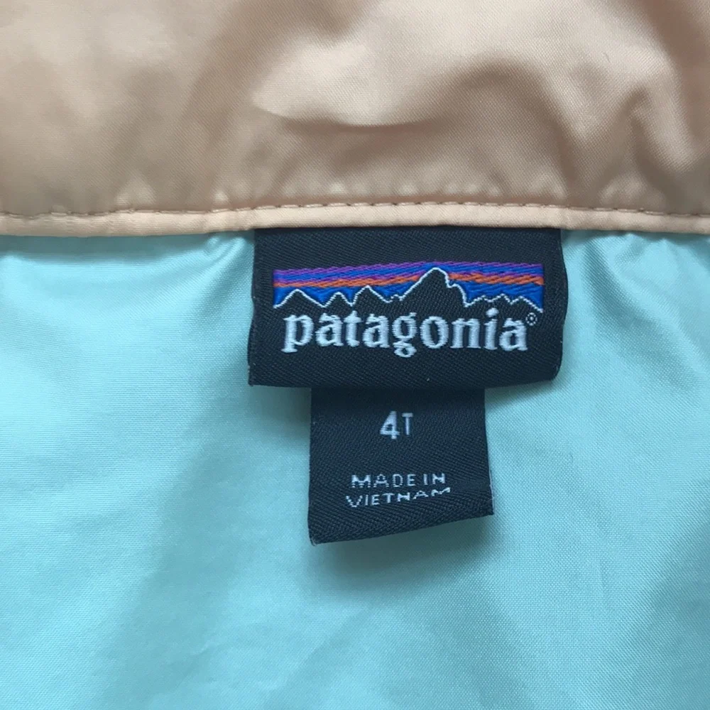 Patagonia Windbreaker (size 4T)